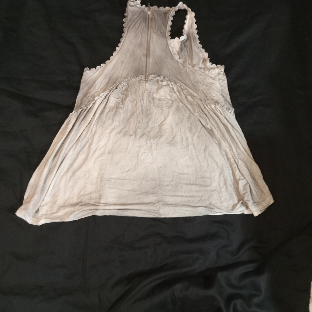 New Tank Top - Picture 9 of 12